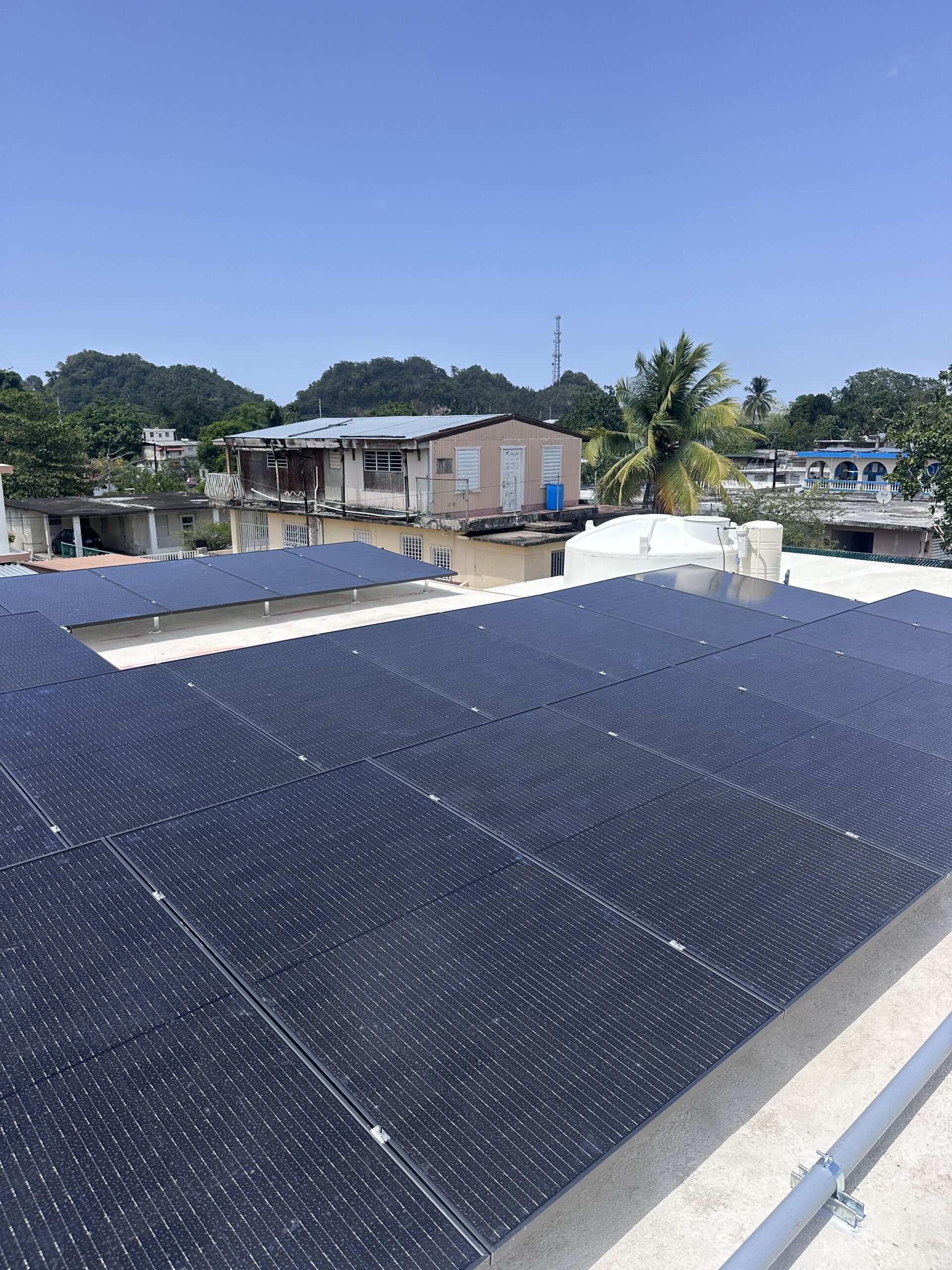 Imagen 6 compartida por Lion Force Sun Energy